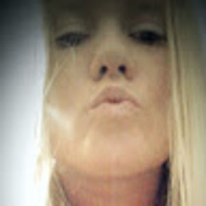 Meet your Posher, Celia